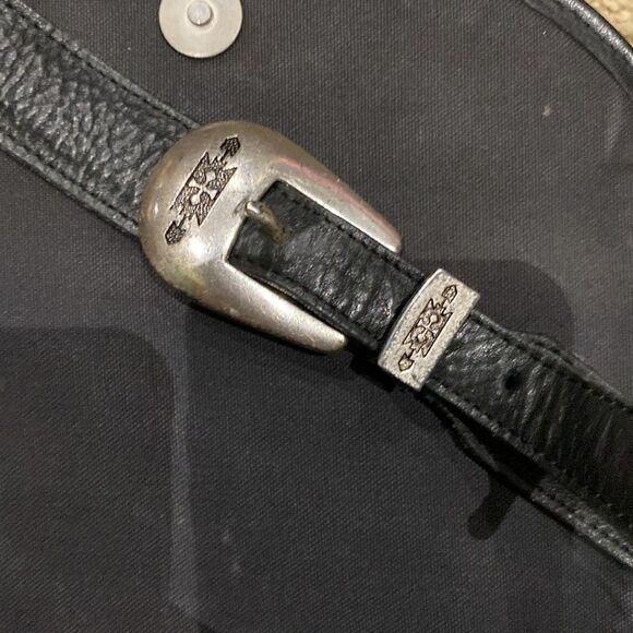 ❤️ Vintage Leather Crossbody ❤️ - Picture 4 of 8